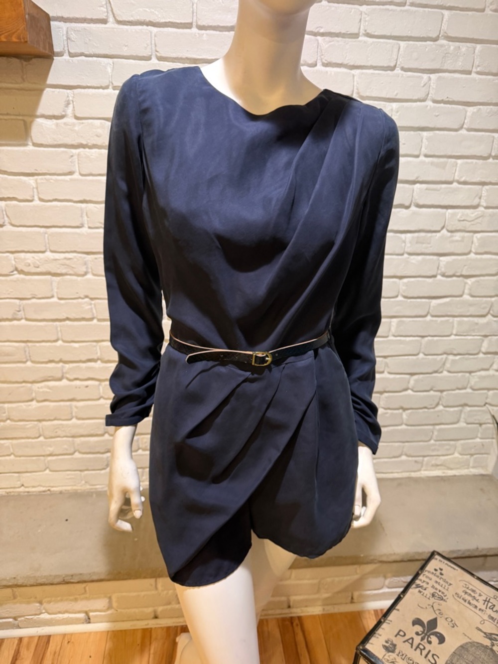 Dolce Vita 100% Silk Navy Shorts Romper Dress Belted Draped Mini NWT LONG SLEEVE - Picture 5 of 13